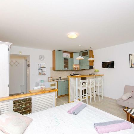 Apartment Hello Love Split Exterior foto