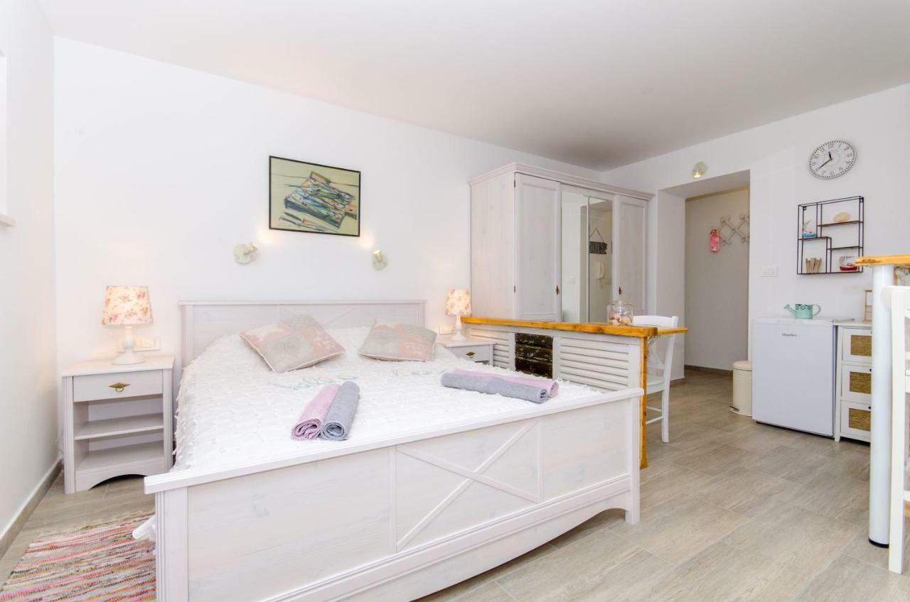 Apartment Hello Love Split Exterior foto
