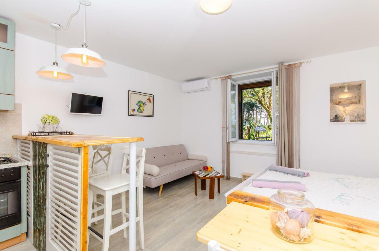 Apartment Hello Love Split Exterior foto